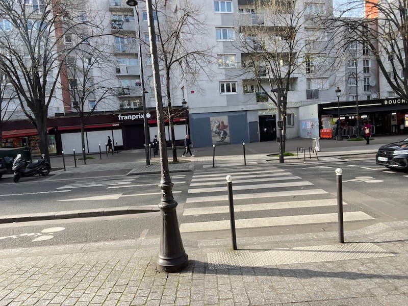 banksy paris jacques Louis-david Napoleon crossing the alps ave de flandre - liberte egalite cable tv (june 2018) IMG_2793 - underground paris