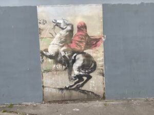 banksy paris ave de flandre - liberte egaliste cable tv (june 2018) IMG_2790